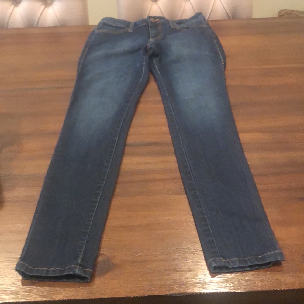 Fashion Nova Jeans size 28 or 9